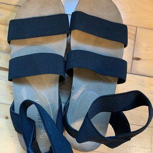 Black Madden Girl Platform Espadrille Sandals